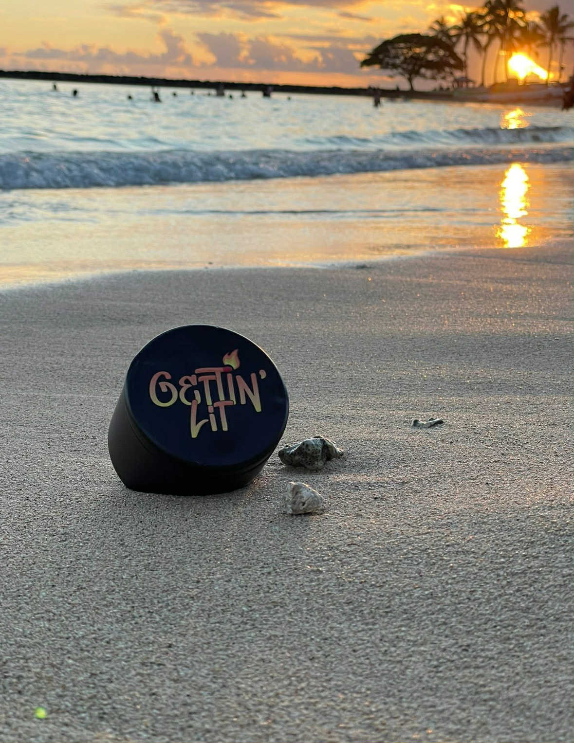 GetTin Lit Travel Tin